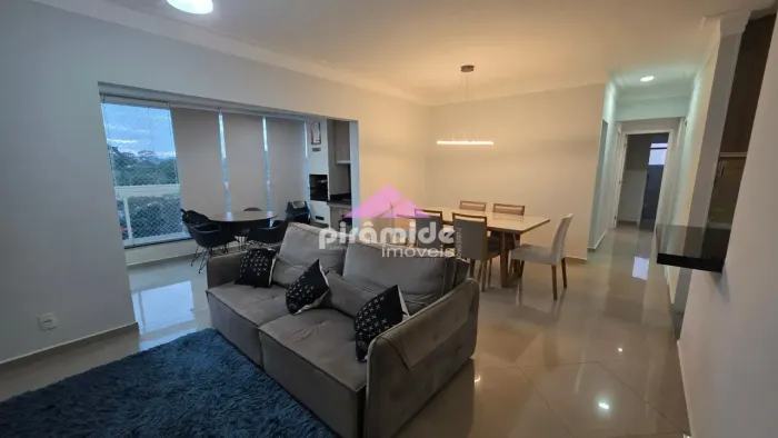 Apartamento à Venda com 108 m² em Home Club, 3 Suítes + 1 Escritório Reversível, no Centro