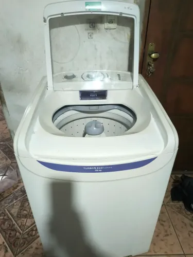 Máquina de lavar roupa