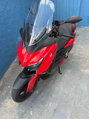 Xmax impecável