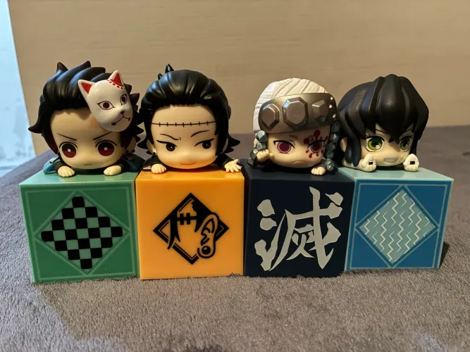 Figuras colecionáveis da FuRuYu do Tanjiro, Getou, Uzui e Inosuke