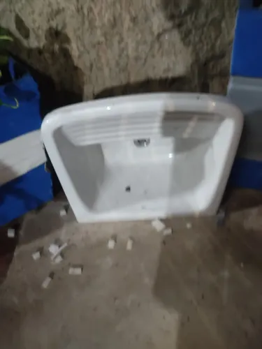 Vende tanque pra lavanderia