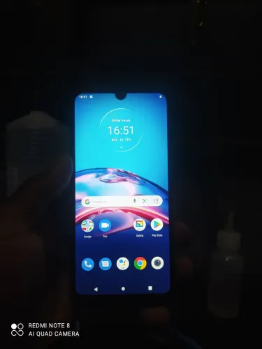 Moto e6i 32GB aparelho simples