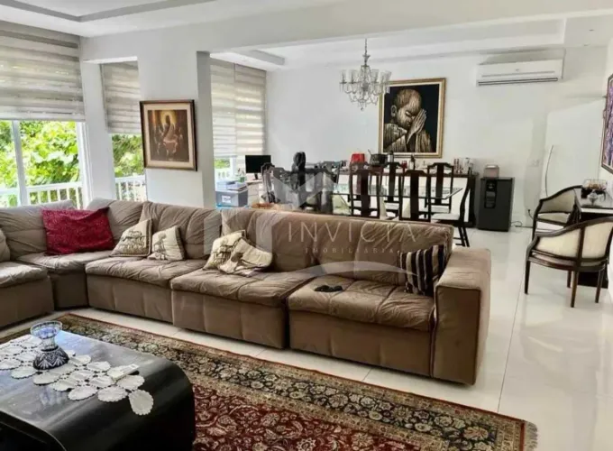 Apartamento luxuoso na Rua Joaquim Nabuco!