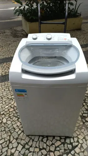 MÁQUINA DE LAVAR ROUPA ELETROLUX