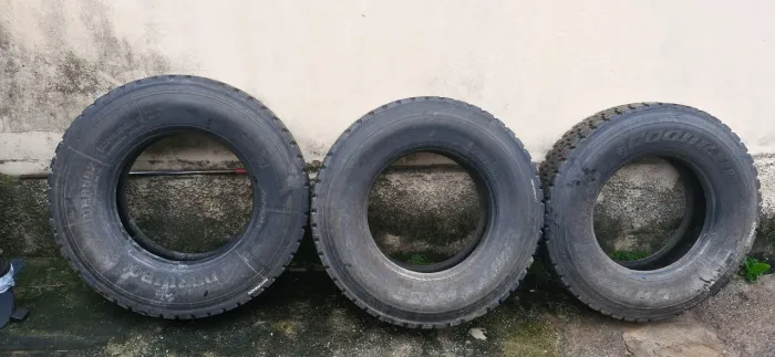 Pneus BURRACHUDO 1° REFORMA 295