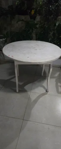 Vende-se mesa de decoração 