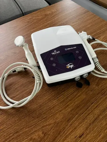 Aparelho Radiofrequência e Tecarterapia Tekah Medical San - Completo com Acessórios