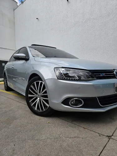 Volkswagen Jetta Highline 2.0 TSI 16V 4P Tiptronic 2012