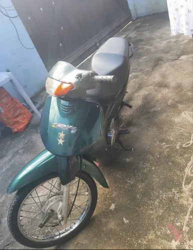 Honda biz ano 2004