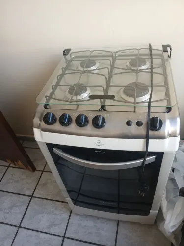 Vende se fogão 4 bocas