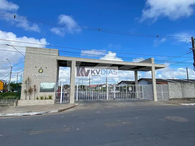 Casa para Aluguel no bairro Cidade Universitária - Maceió, AL