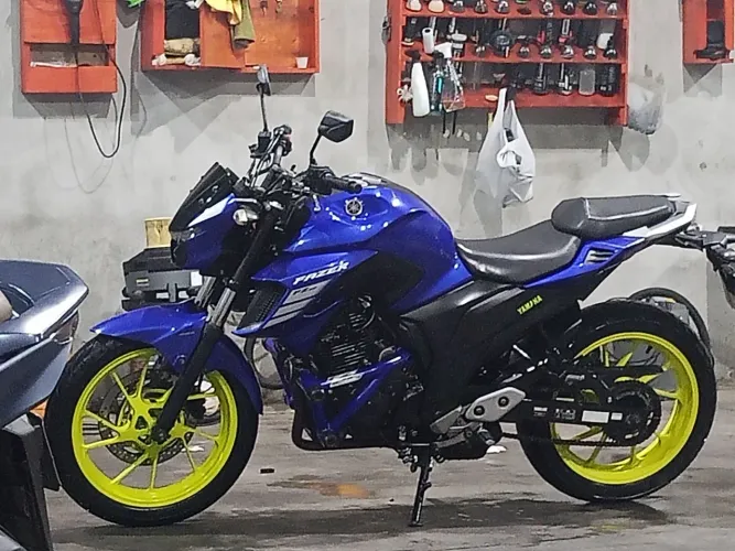 ?Yamaha Fazer 250 2023 | Linda e Econômica | R$ 19.500?.