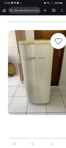 Vendo Geladeira eletrolux 220v