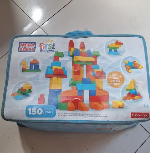 Mega Bloks de 150 peças, usado e completo