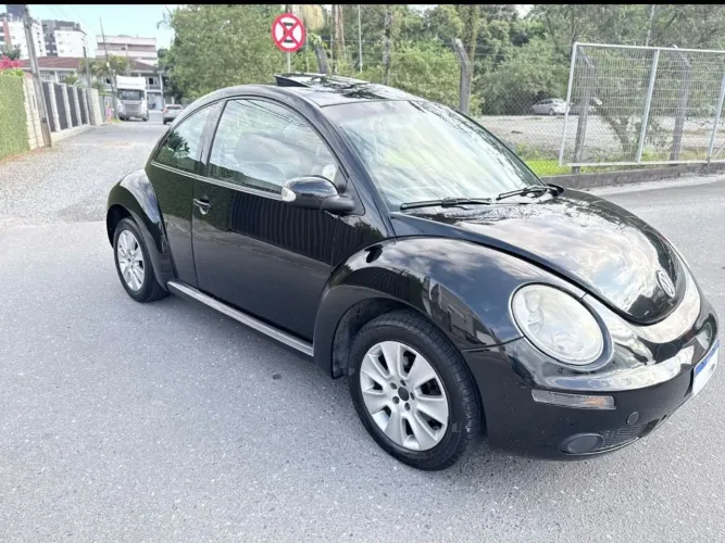 Volkswagen New Beetle 2.0 MI Mec./aut. 2008
