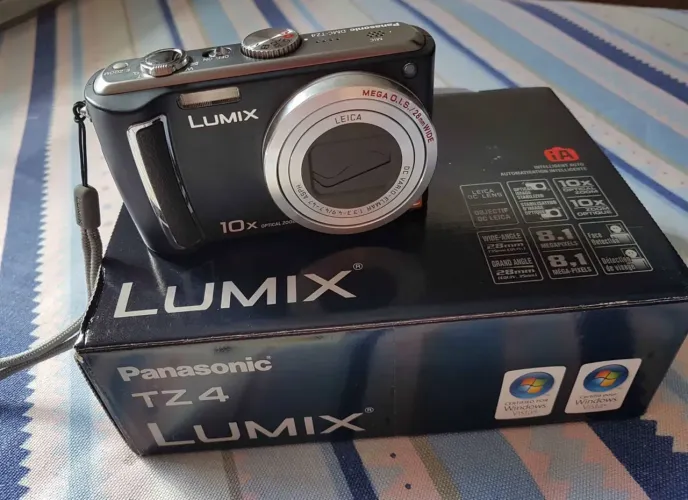 Máquina fotográfica digital Panasonic Lumix DMC - TZ4