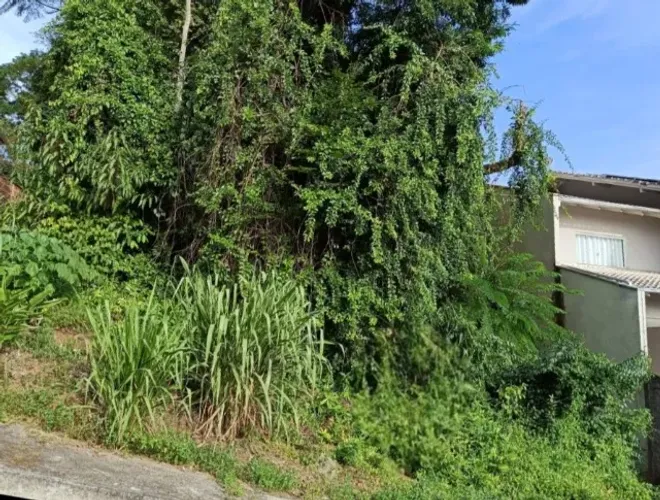 Terreno com área de 682,50m2 no bairro Escola Agrícola