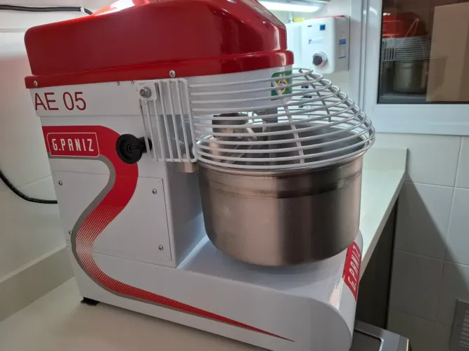 Amassadeira Espiral Digital 5 Kg Monofásica Epóxi 3 Velocidades G.Paniz AE05G2 220V