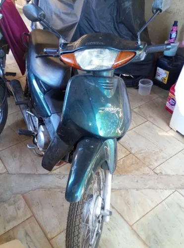 Honda bis