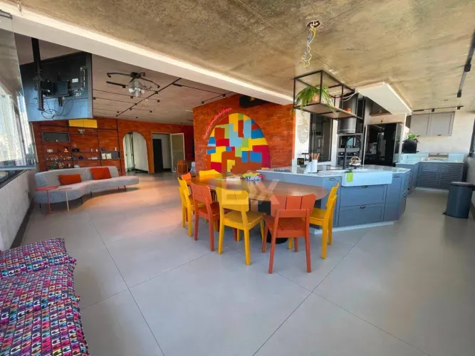 Apartamento projetado e reformado à venda, 4 suítes - Dionisio Torres - Fortaleza/CE