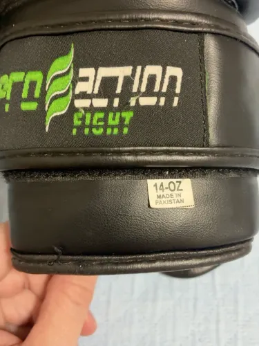 LUVA PROACTION FIGHT 14 OZ - BOXE / MUAY THAI
