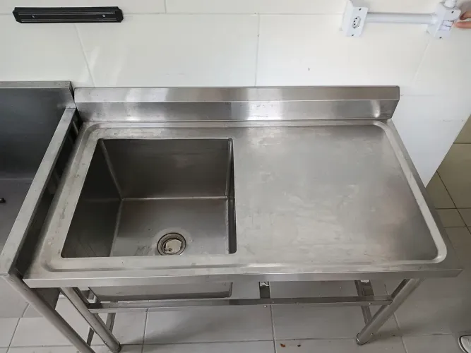 Pia de inox 1,20×0,85 com Cuba 50×50×35