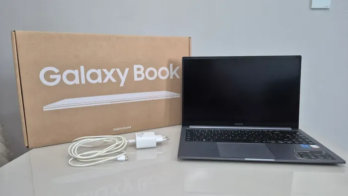 Notebook Galaxy Book4 Samsung Caixa e NF