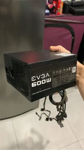 Fonte EVGA 600W 80Plus