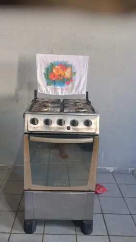 FOGÃO SEMI NOVO