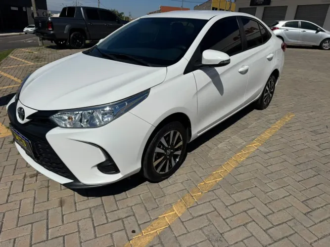 Toyota Yaris XL Sedan 1.5 Flex 16V 4P Aut. 2024