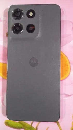 Celular novo com pouco tempo de uso