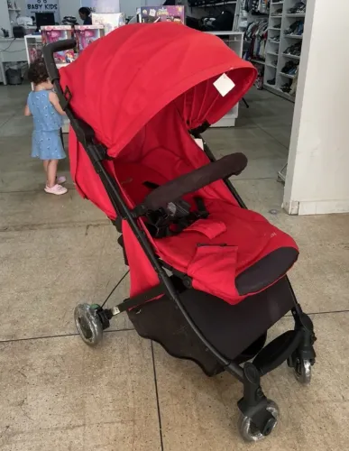 CARRINHO QUE VIRA MALINHA 