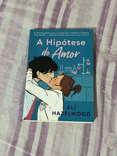 Livro a hipótese do amor