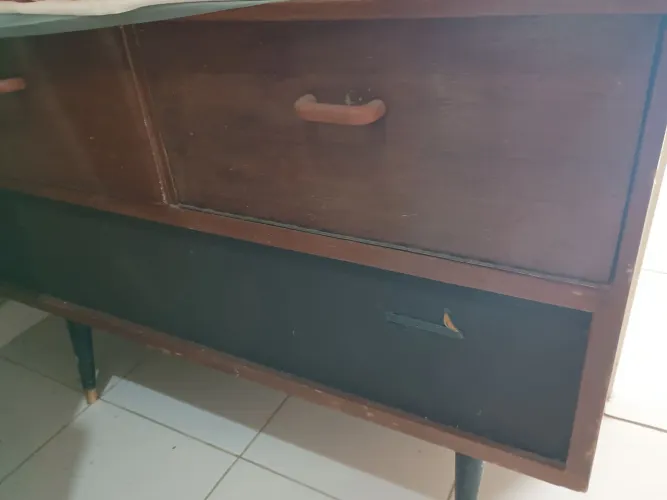 Vendo Rádio vitrola Colorado RQ  Raridade 