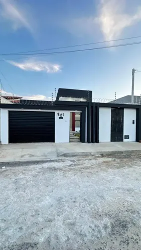 Linda casa com103 m² com 3 quartos, 01 sendo suite em Nova Esperança - Parnamirim - RN