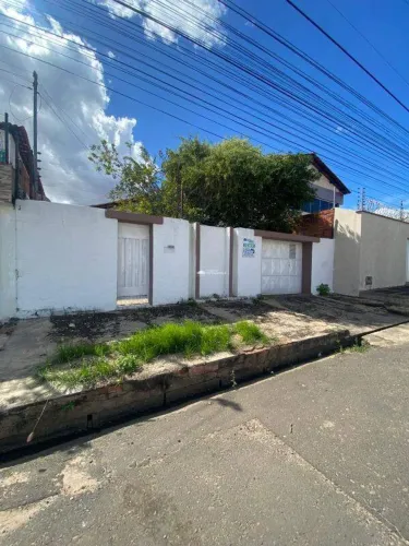 Casa Residencial à venda, 3 quartos, 1 suíte, 1 vaga, LOURIVAL PARENTE - Teresina/PI