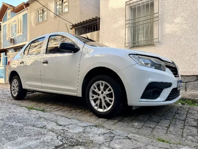 Renault Logan Life Flex 1.0 12V 4P Mec. 2023