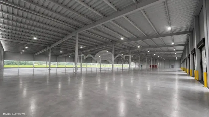 GALPÃO INDUSTRIAL/ COMERCIAL COM 4.000 m²
