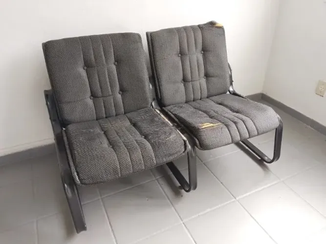 Cadeiras estofadas