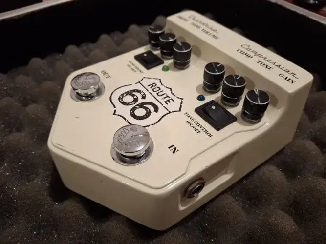 Pedal Overdrive + Compressor Visual Sound Route 66 (estilo tube screamer) 