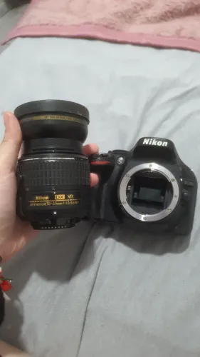 Câmera Fotográfica DSLR Nikon d5200