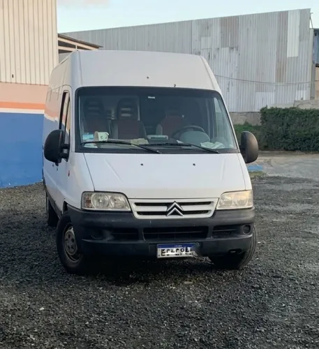 Fretes e mudanças (VAN)
