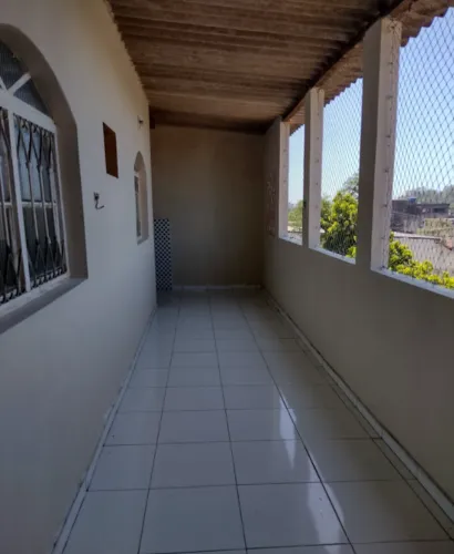 Alugo casa tipo apartamento 3º andar/Itaguaí