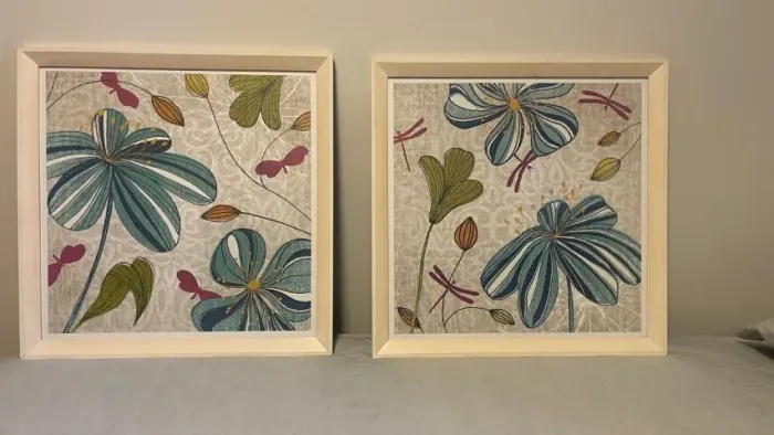 Quadros Florais com Moldura - 54cm x 54cm / Perfeito Estado.