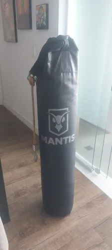 Saco De Pancada Em Courvin Pvc Mantis 120cm (cheio) (Usado)