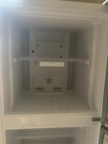 Vendo geladeira um mês de uso