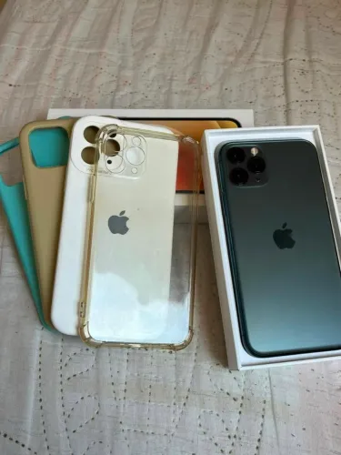 iPhone 11 Pro tudo original +caixa +4 capinha 1100
