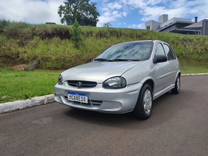 Chevrolet Corsa Wind 1.0 Mpf/milleniumi/ EFI 4P (álcool) 2002