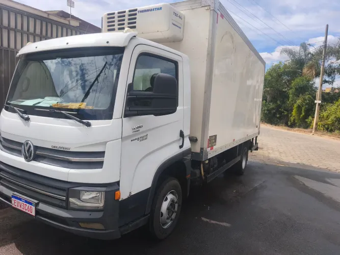 Volkswagen Delivery Express Turbo Diesel (e6) 2020