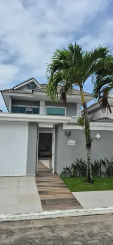 ALUGO MAGNIFICA  casa triplex 300M2 SENDO 4 SUITES COND BOTHANICA NATURE RECREIO MOBILIADA